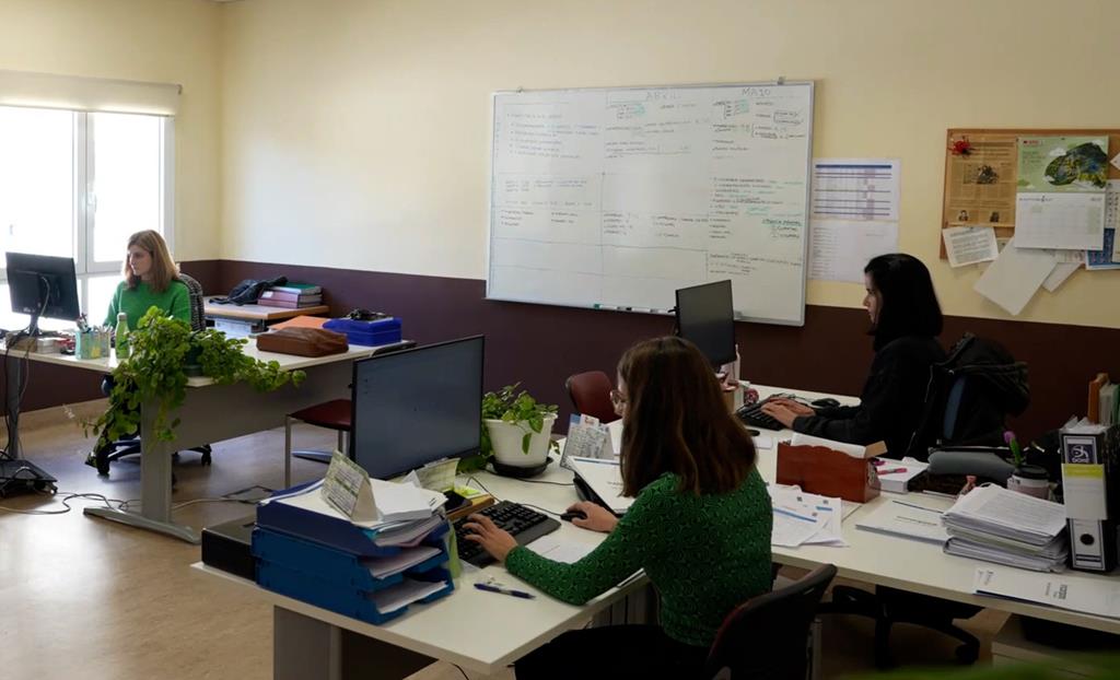 Incrementa o número de persoas inseridas a través do servizo de emprego de COGAMI