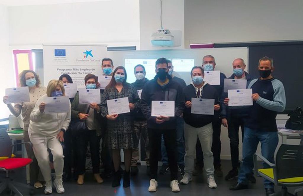 COGAMI remata o curso de auxiliar de servizos que formou a 13 persoas da comarca de Vigo