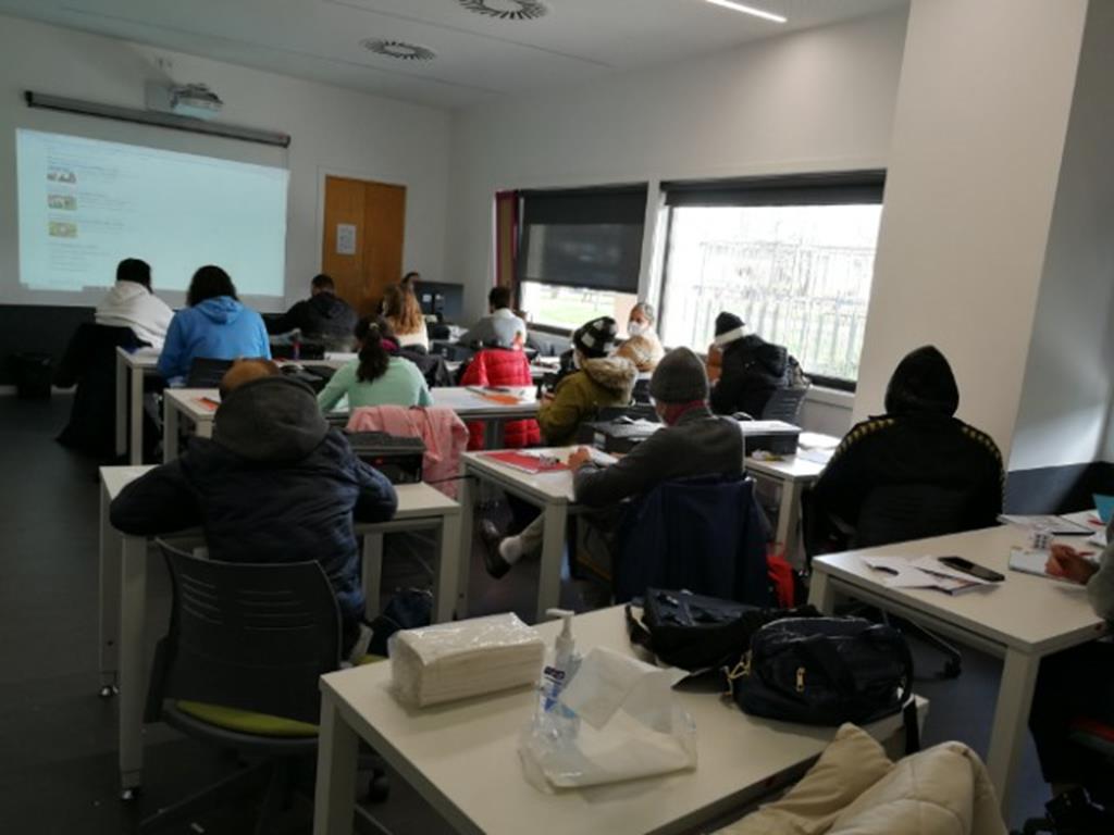 COGAMI remata curso de comunicación en lingua galega impartido en Vigo