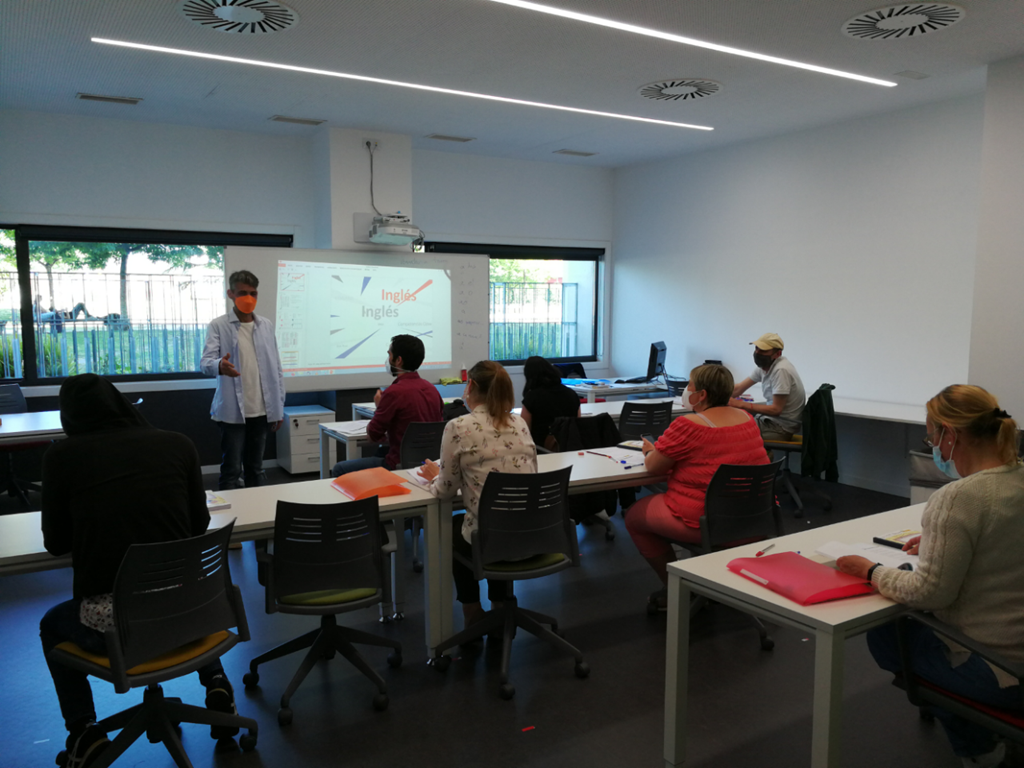 COGAMI inicia en Vigo curso de competencias clave dirixido a persoas con discapacidade