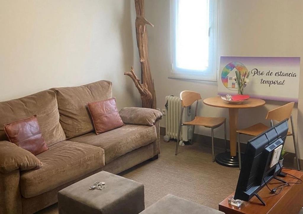 Vinte familias de pacientes de oncoloxía beneficiarias das vivendas gratuítas que Asotrame ten en Santiago e A Coruña