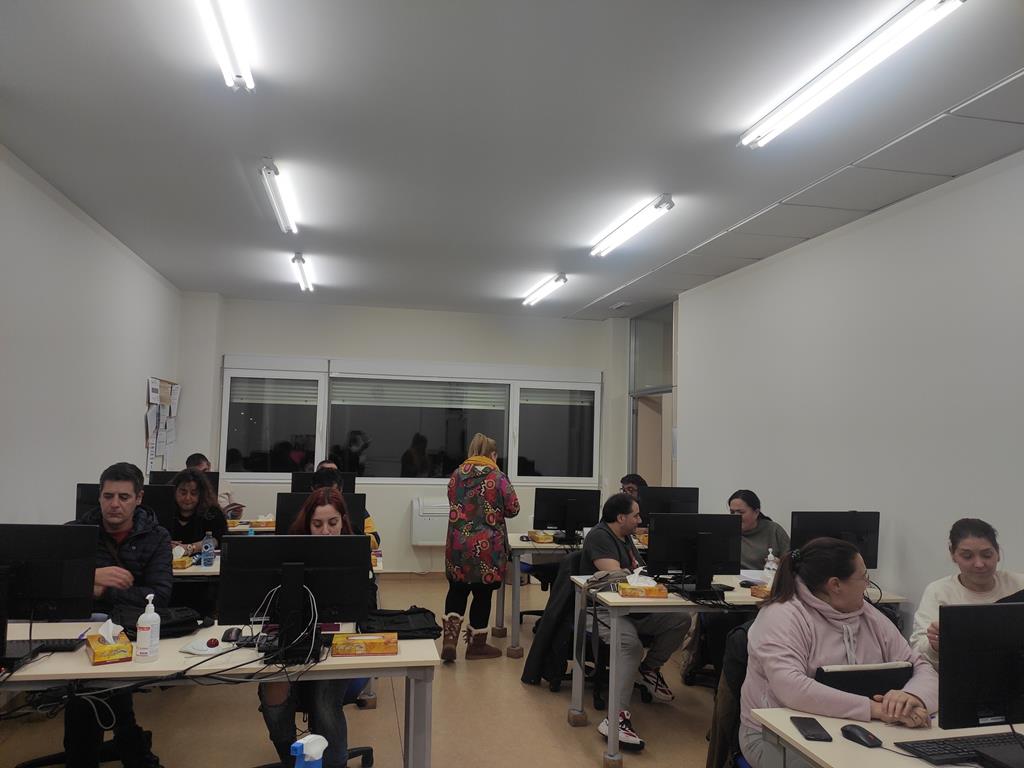 COGAMI inicia curso de servizos administrativos e xerais en Pontevedra