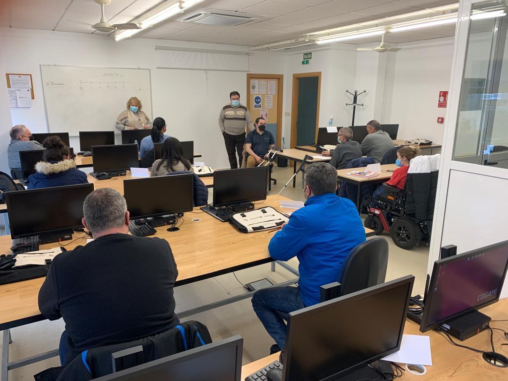 COGAMI inicia curso de competencia matemática N2 en Ourense