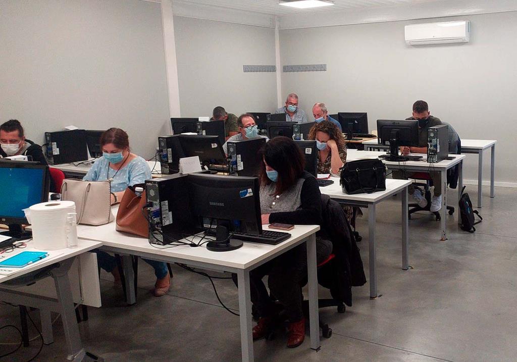 COGAMI forma en Vigo a 14 persoas como auxiliares de servizos