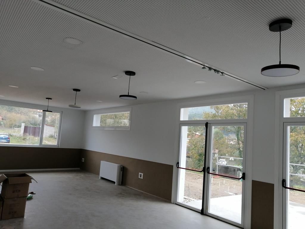 A asociación Adapta mellora as instalacións do centro Asprodico co apio da Fundación ONCE