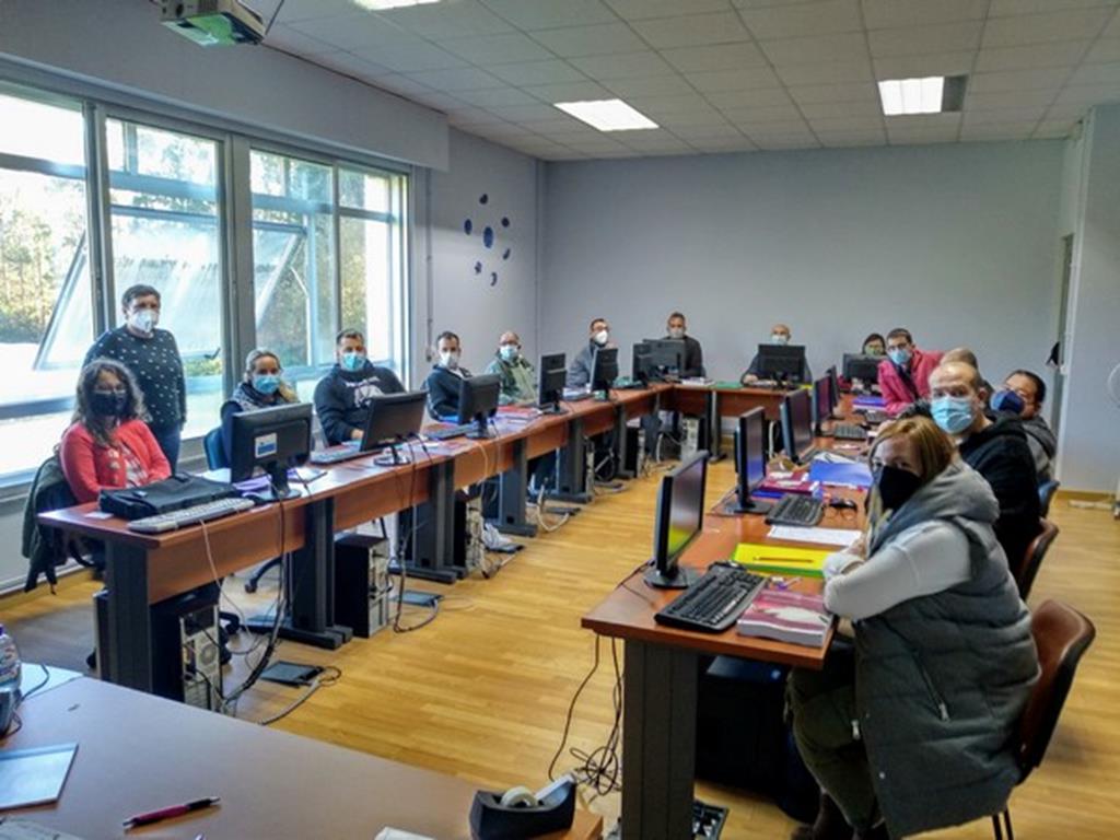 COGAMI inicia curso de técnicas administrativas en Cabana Bergantiños
