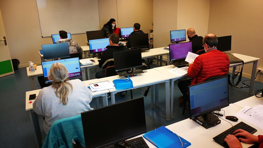 COGAMI inicia curso de empregado de gasolineira para oito persoas da comarca de Ferrolterra
