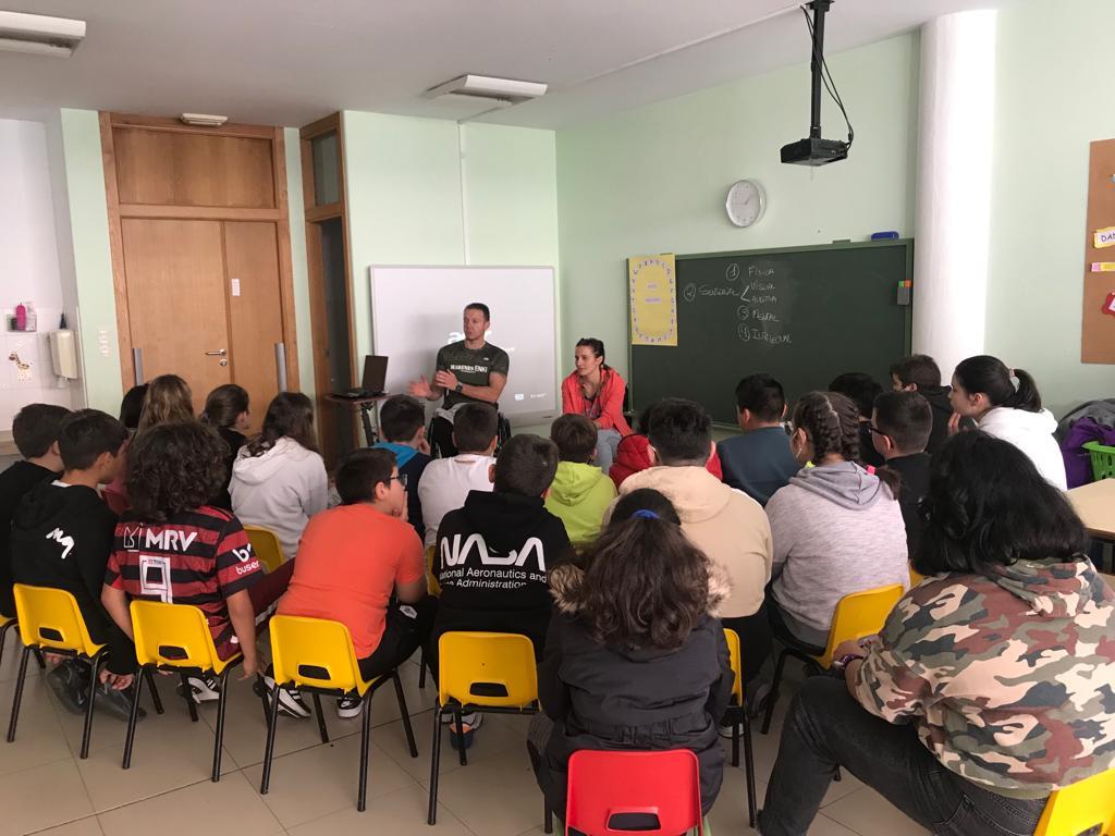 A Mariña COGAMI imparte charla de sensibilización sobre discapacidade a alumnado do centro escolar Landro de Viveiro
