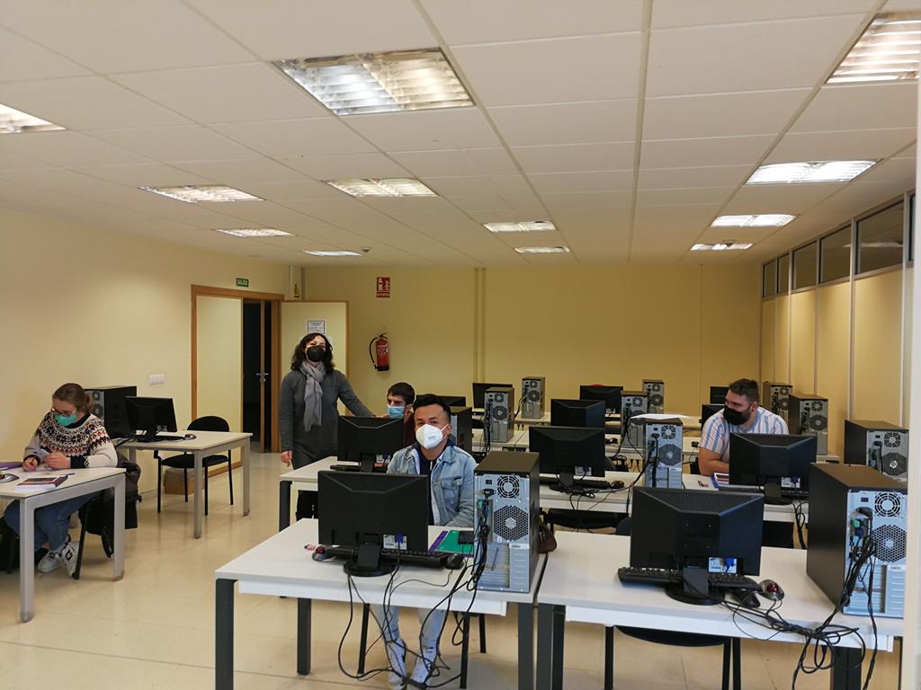 COGAMI inicia curso de controlador de accesos dirixido a  persoas con discapacidade menores de 30 anos de A Coruña
