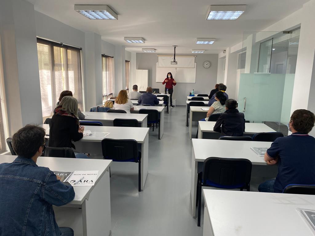 COGAMI inicia en Pontevedra curso de limpeza en hospitais 