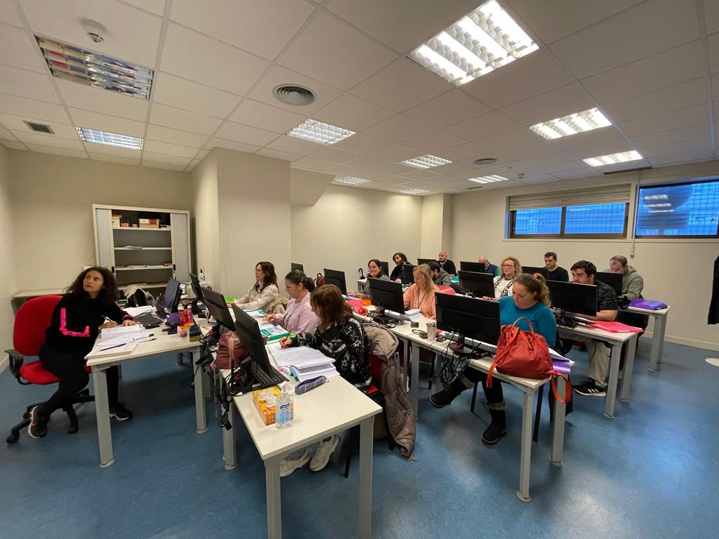 COGAMI inicia curso de actividades administrativas  na relación co cliente na comarca de Ferrolterra