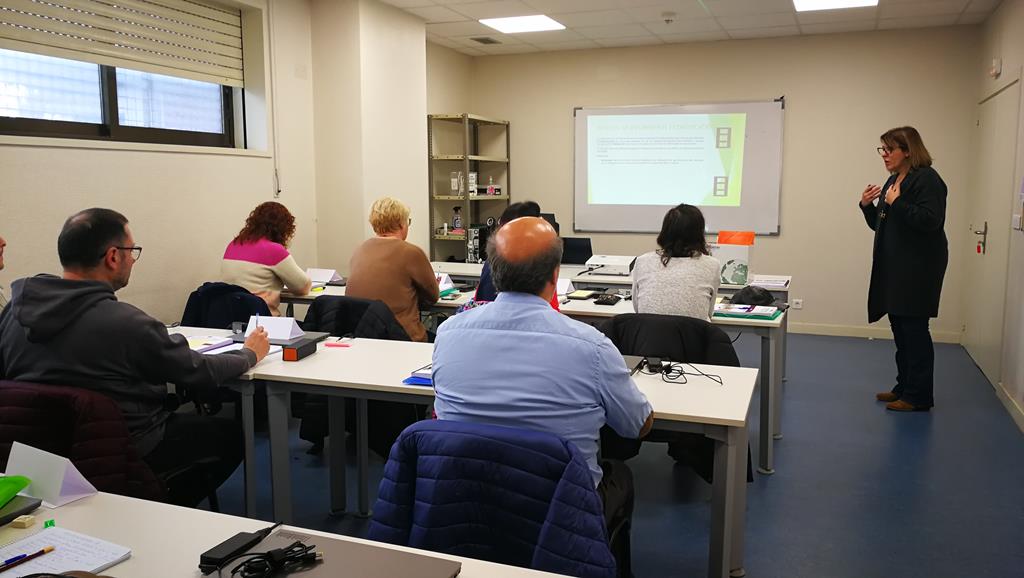 COGAMI inicia en Ferrol un curso de persoal polivalente de servizos 2.0 con dez persoas con discapacidade